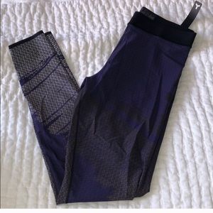 NWT Ultracor leggings